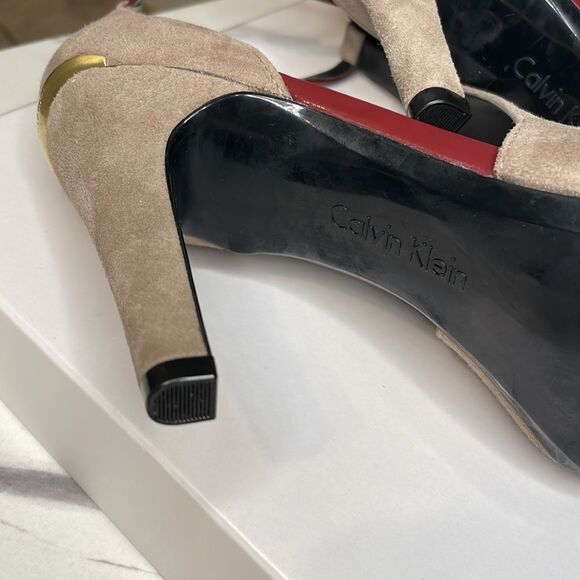 Calvin Klein Heels - Picture 5 of 8